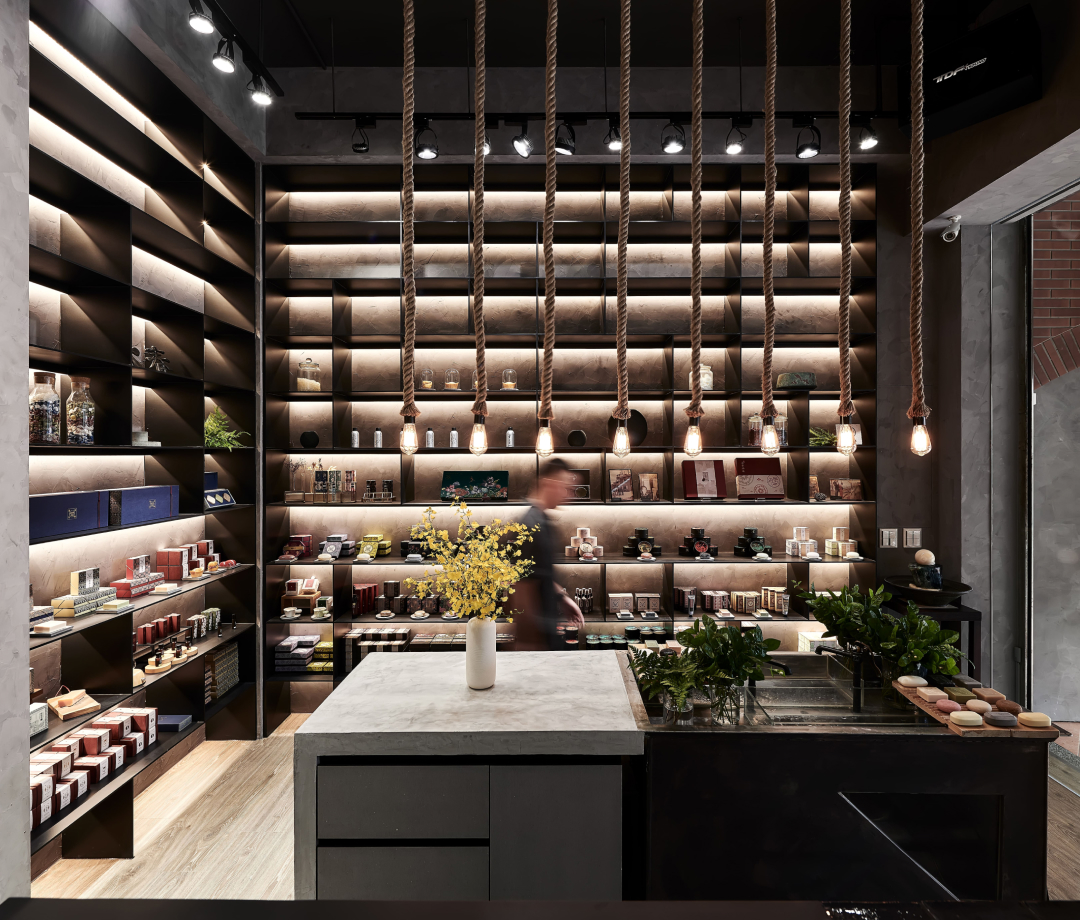 따츈 란쪼우(大春煉皂)